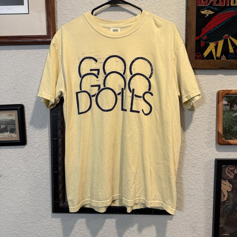 The Goo Goo Dolls Summer 2022 Yellow Men’s Rock Tour Short Size Men’s Large
